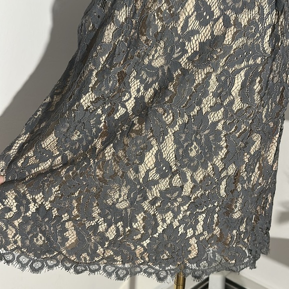 Lace Dress - Picture 5 of 8